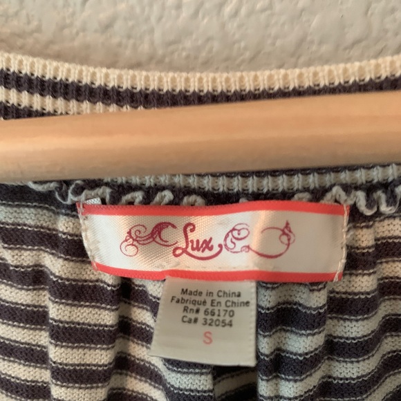 Lux lightweight sweater tunic size S - Picture 2 of 4